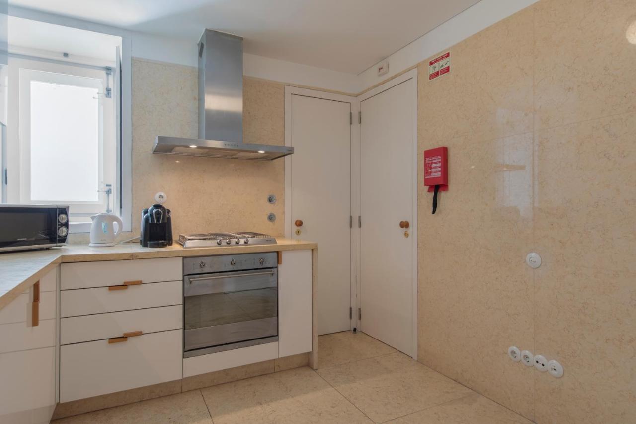 Downtown Apartment Santa Justa Лиссабон Экстерьер фото